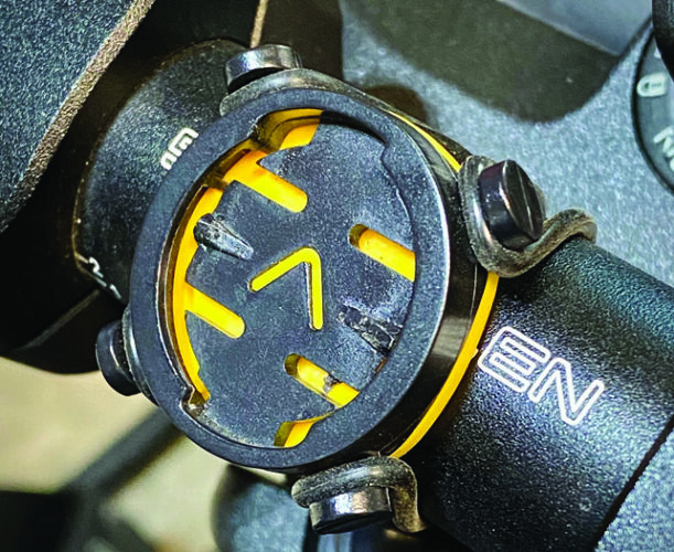 beeline-moto-navigation-bracket